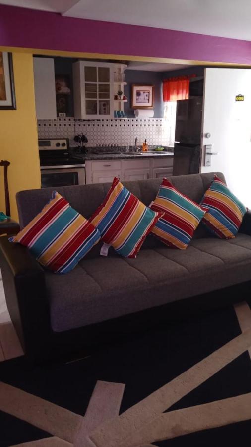 River Side Apt 9 @ Mystic Ridge. Ocho Rios Esterno foto