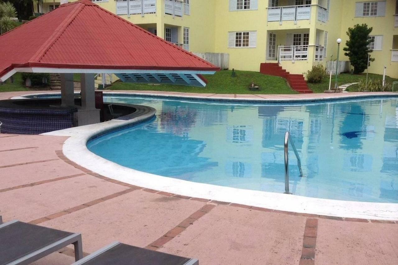 River Side Apt 9 @ Mystic Ridge. Ocho Rios Esterno foto