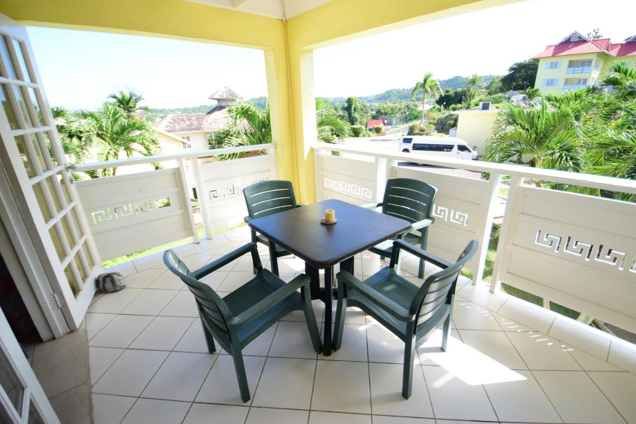 River Side Apt 9 @ Mystic Ridge. Ocho Rios Esterno foto